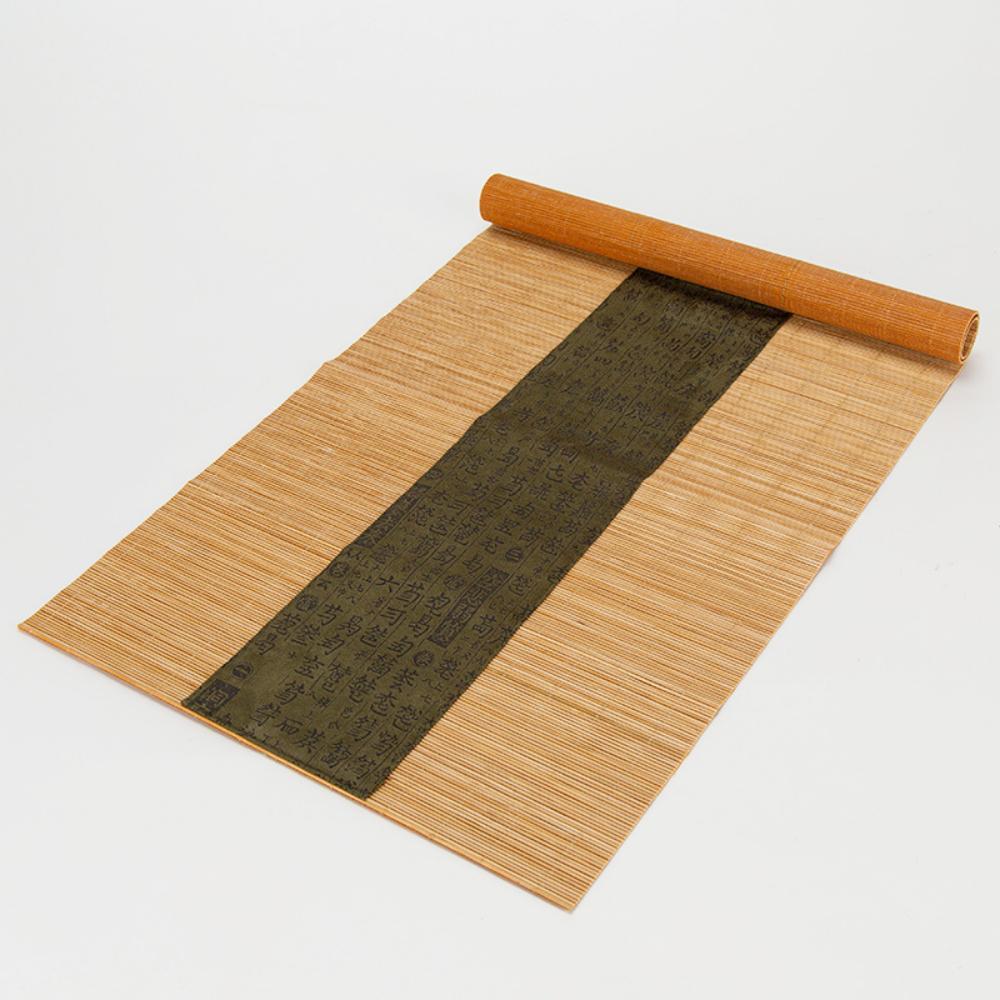 Bambusová podložka na čaj - Čínská kaligrafie 60 x 30 cm (zelená)